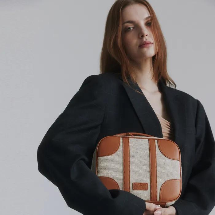 [Quiske]_Mini Trunk Bag (Canvas Camel)