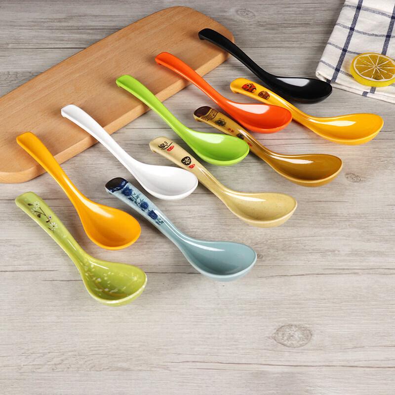 Qi Wei Melamine Long Handle Restaurant Spoon