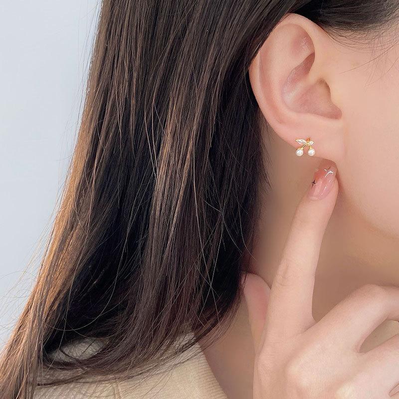 Серьги Pearl Cherry Изысканные маленькие мини-серьги Легкие роскошные высококачественные Sense Commuting Универсальные