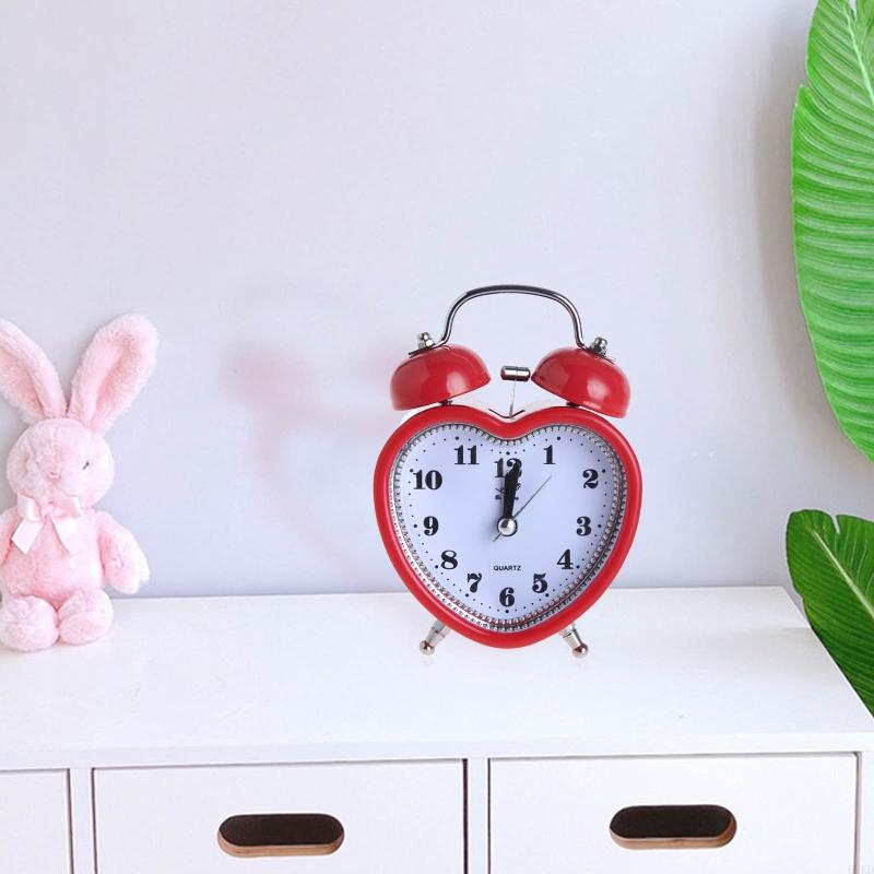 62KD Heart Alarm Clock No Ticking Silent Night Light for Time Clocks for Kids Girls Bedroom Snooze Wake Up Clocks