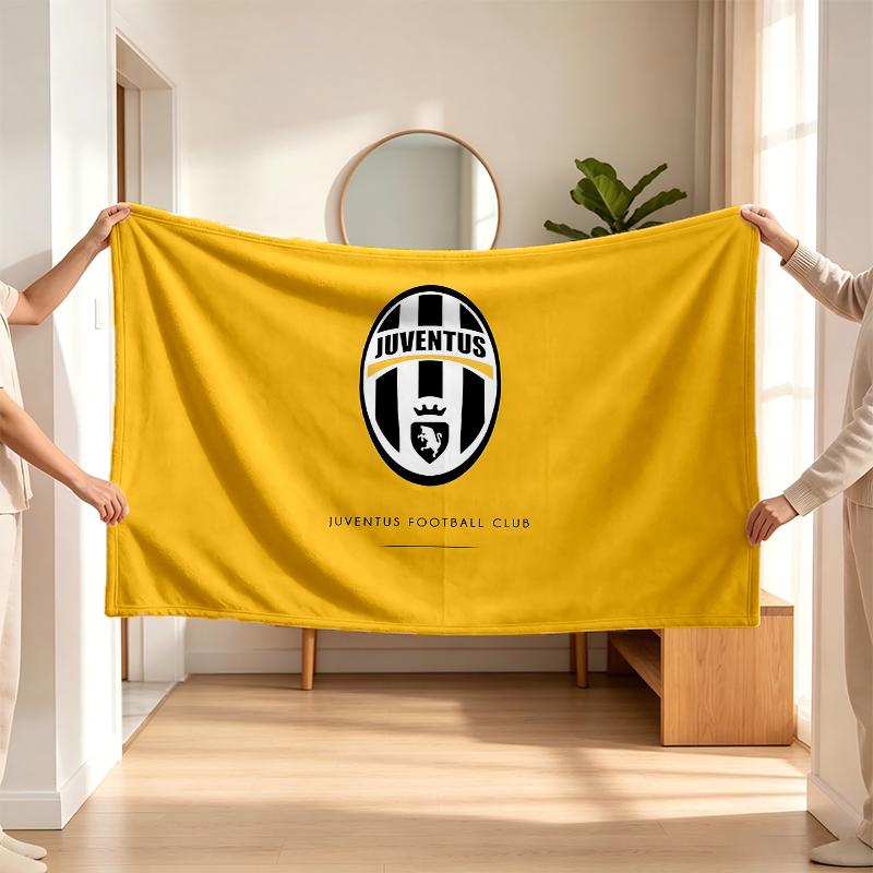 Juventus Fc (5) Flannel blanket a soft accent for the bedroom and living room and a cozy home gift