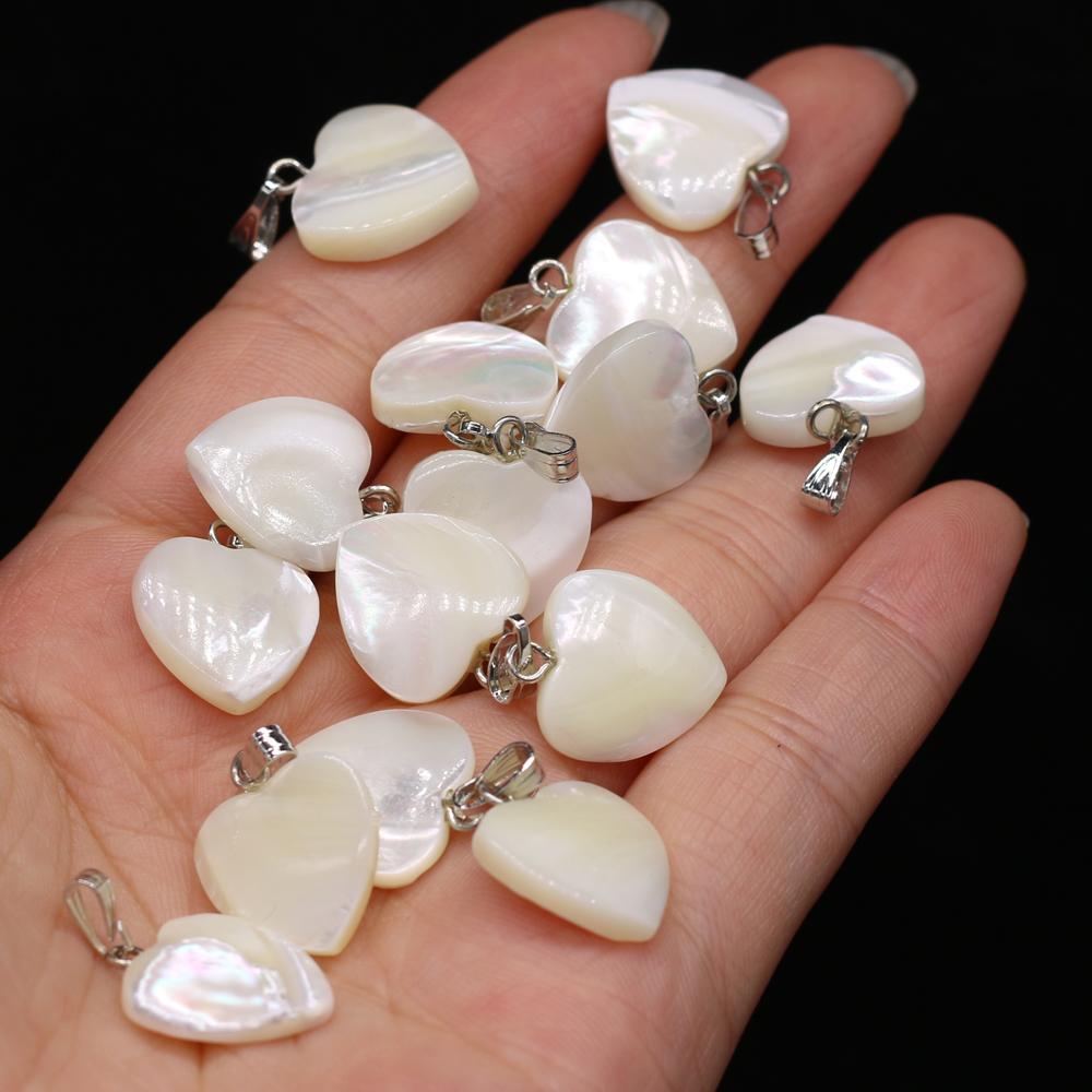 10Pcs/Pack Small Natural Shell Heart Pendant Women Men Charms DIY Jewellery Mother's Day Gifts 15x15mm