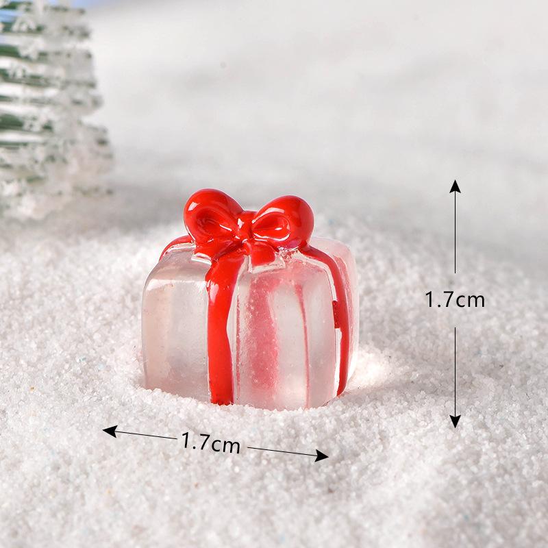 Christmas Figurine High-Quality Micro Landscape Accessory Resin Ornament Christmas Pig Ornament For Gift Box Home Decor