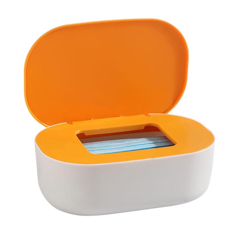 4 цвета на выбор Удобная коробка для хранения Вмещает максимум 40 масок Можно положить салфетки Пластиковые пакеты Одноразовые перчатки Внутри