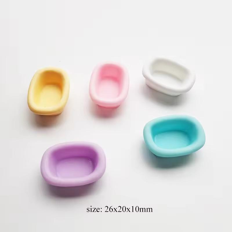 Cute Kid's Toy DIY Craft Accessory Artificial Style Resin Bathhtub Cabochon for Decorative Dollhouse Perfect Souvenir