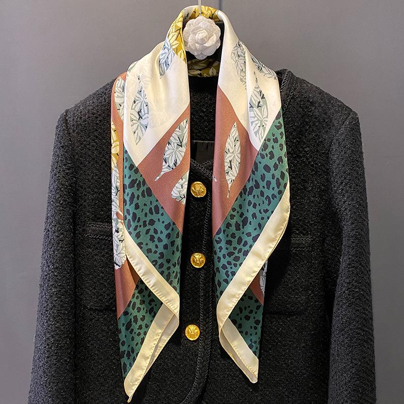 Элегантный леопардовый шарф для леди, модный квадратный шелковый шейный платок, бандана, фуляр, мягкие повязки для волос, женский, новый, буфанда