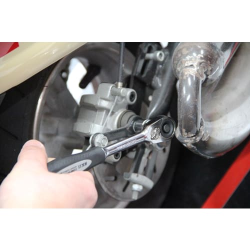 SK11 (SK11) Ratchet Handle with Grip Drive Angle 6.35mm 1/4 Inch SRH2CG