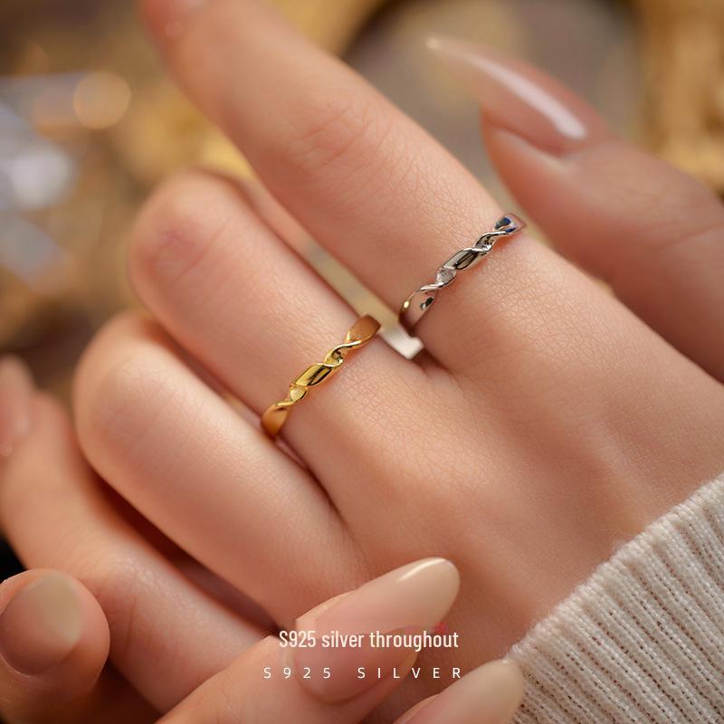 Banyan Tree S925 Silver Women's Geometric Ring with Irregular Button Surface Design