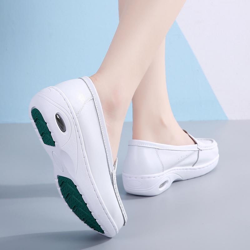 Nurse Shoes Women's Soft Soled Flat Winter Single Shoes Breathable 2025