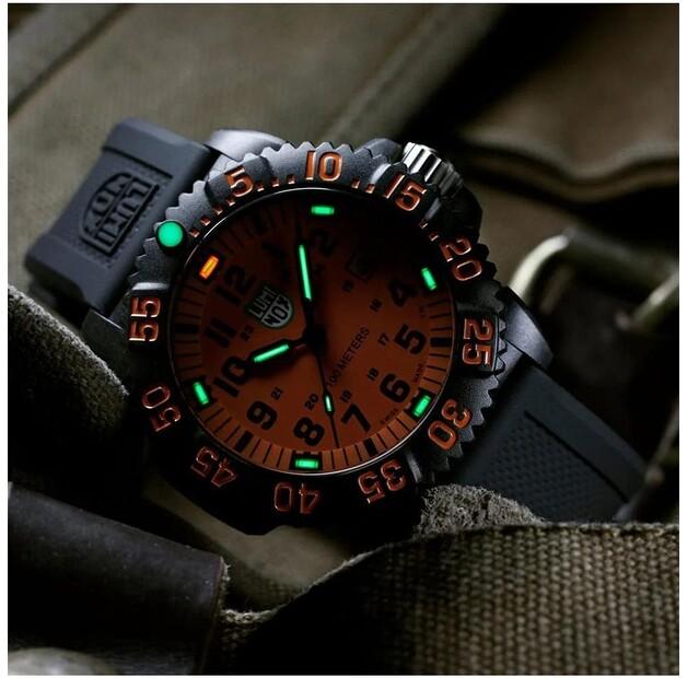Часы Luminox X2.2059.1