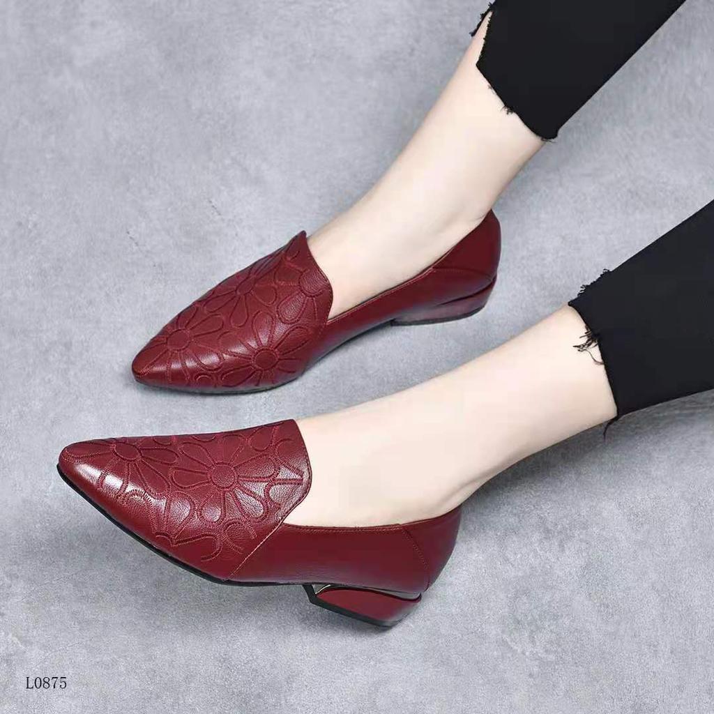 Middle Heel Spring and Autumn Embroidered Single Shoes Women's Deep Mouth Pointed Head Middle Heel Fashion Versatile Middle Heel Work Shoes Internet C