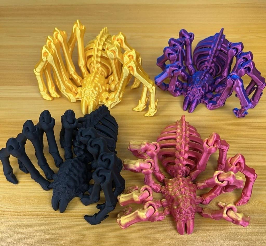 3D Printed Retractable Spider Movable Joint Fidget Simulation Rotatable Articulated Office Desktop Ornament Decoration Crafts