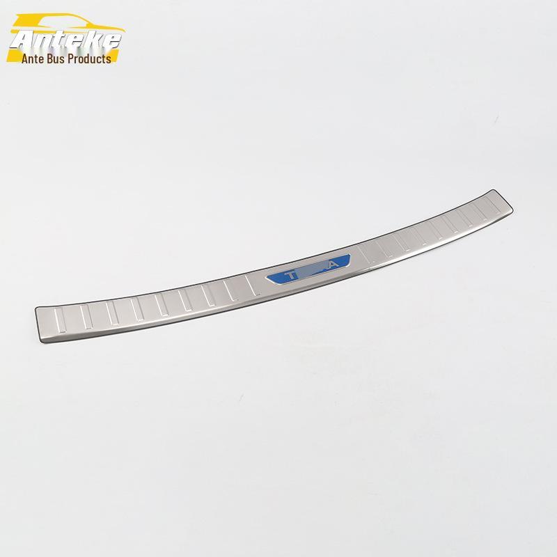 Задняя защитная пластина Tuda: Защита багажника из нержавеющей стали для моделей 2018 года