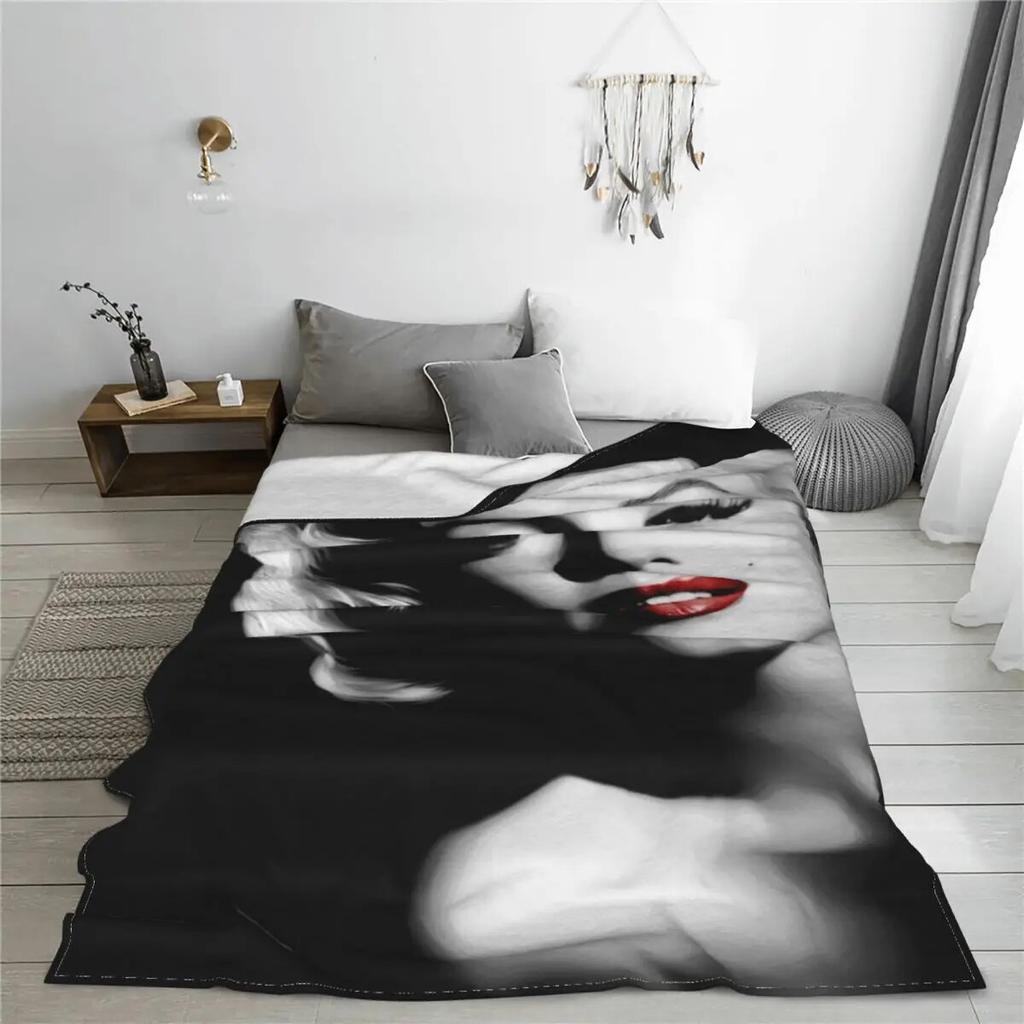Marilyn Monroe Blankets Flannel Textile Decor Breathable Super Warm Throw Blankets for Bedding Couch Plush Thin Quilt