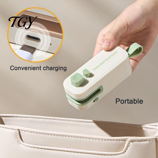 Handheld Food Bag Resealer 2 in 1 Mini Sealer with Cutter, Compact Cutter And Magnetic Back, Moisture-proof Heat Seal Machine for Kitchen Snacks