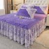 3pcs of Thickened Autumn and Winter Lace Bed Skirt, Crystal Velvet Bed Skirt Lace Bed Cover, Soft and Comfortable, Bedroom and Guest Room Bedding