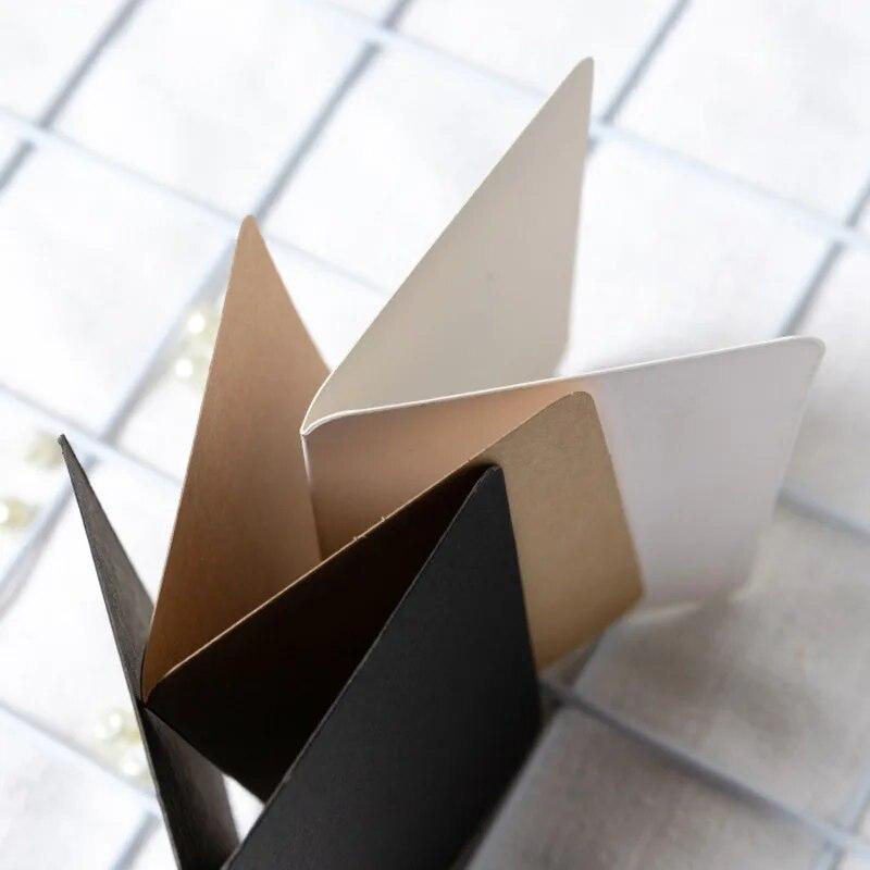 10 листов в стиле ретро, простая однотонная пустая складная пополам карта из крафт-бумаги, праздничная открытка на день рождения, пригласительная открытка, материал «сделай сам», бумага