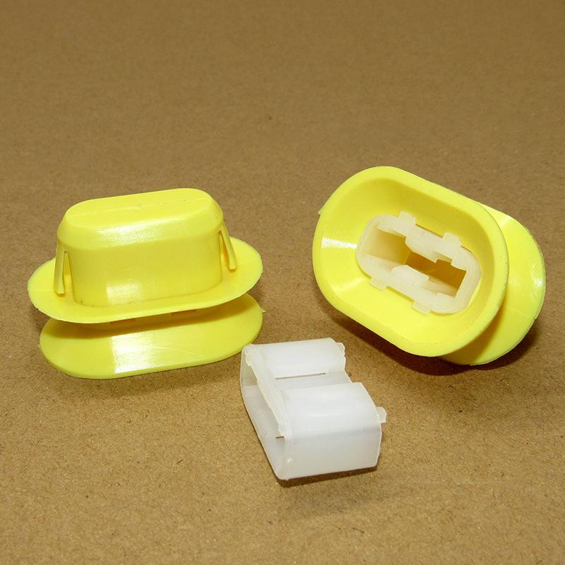 Mazda 323/3/6, Haima 2/M3, Familia, Eado, Haifuxing Rear Seat Cushion Clip