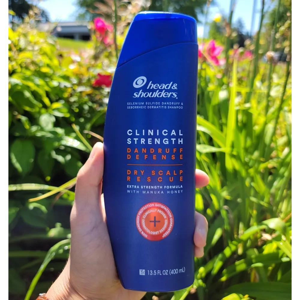 Head & Shoulders Гипоаллергенный шампунь против перхоти клинической силы для чувствительной кожи головы 400 мл