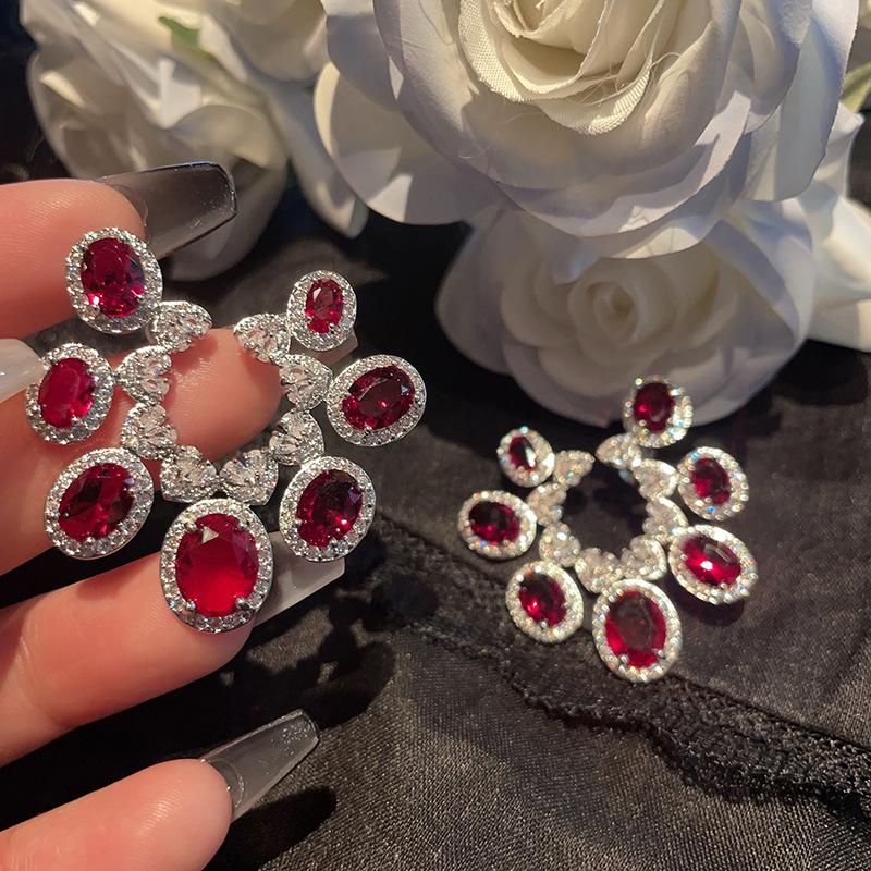Elegant High-End Round Stud Earrings Big Flower Earrings Ruby Micro-Set Jewelry Trend