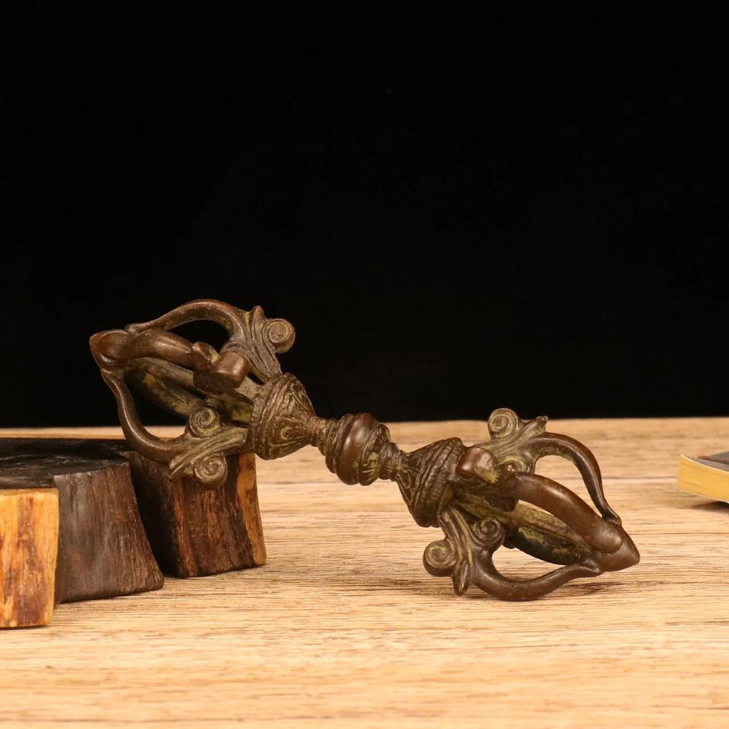 Tibet Buddhism Tibetan Silver Vajra-Pestle Phurba Holder Faqi Statue Red Copper