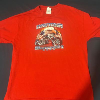 Vintage 2007 Red Motorcycle Daytona Bike Week Graphic Short Sleeve Tee Unisex T-Shirt