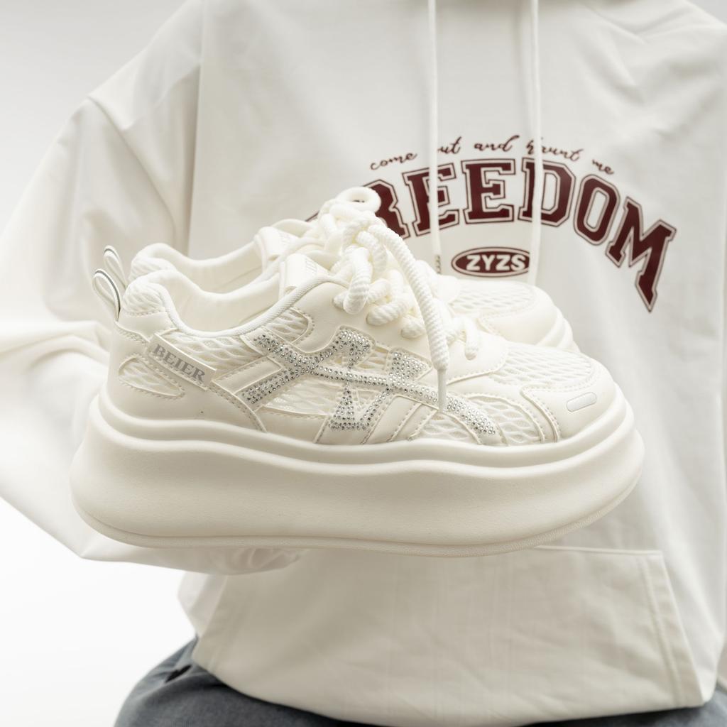 Thick-soled low-top white shoes, seasonal thick-mesh breathable design, casual sports shoes