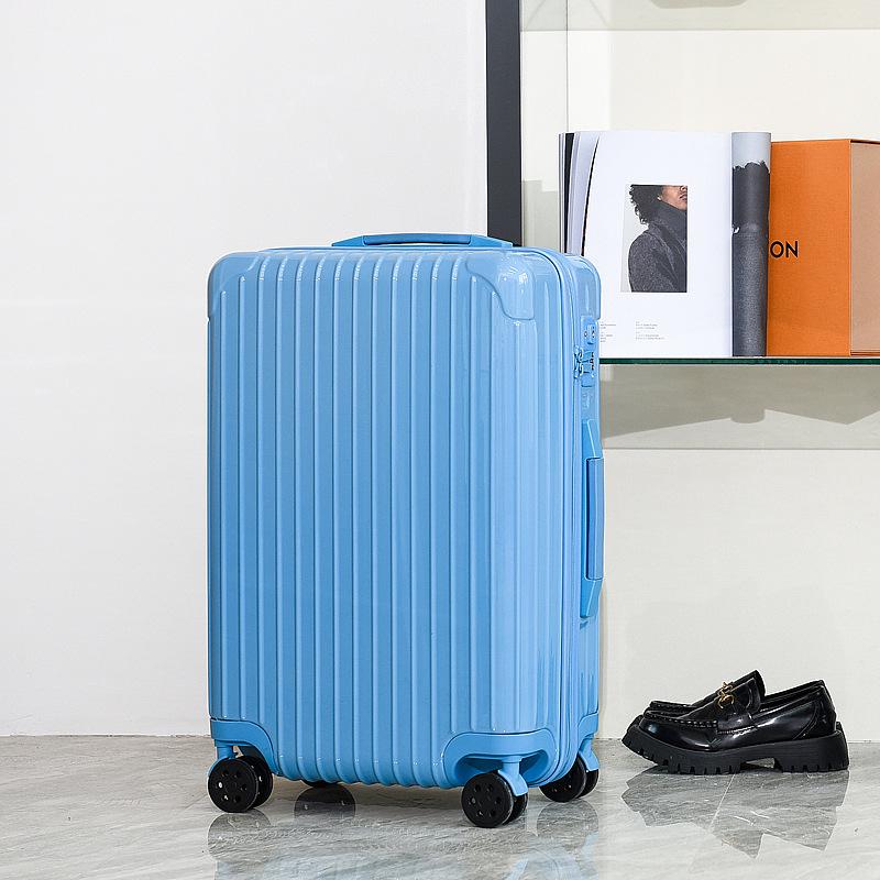 20-inch PC Carry-On and 28-inch Checked Suitcase for Students