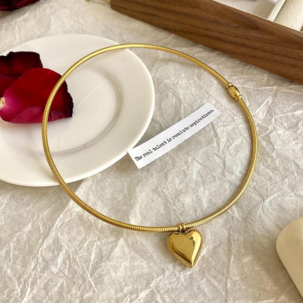 Элегантное колье-чокер из гладкой титановой стали в виде изогнутой трубки - Элегантный, Не выцветающий, Универсальный аксессуар