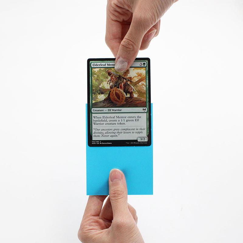 100 шт. матовые цветные чехлы для карт стандартного размера Tcg, защитные карты для торговых карт, щиты для карт Таро, настольные игры, магические чехлы, упаковка 66X91 мм