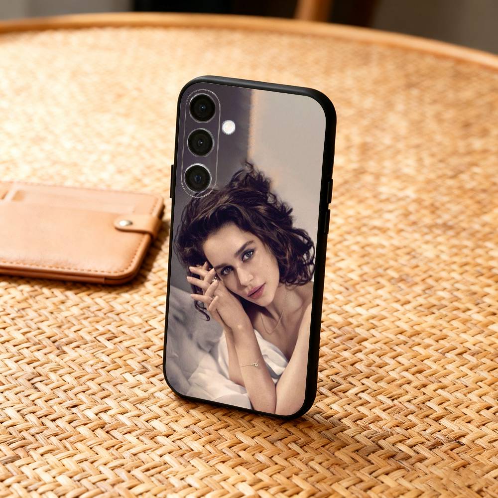 Чехол для телефона с актрисой Эмилией Кларк для Samsung A73, A21s, A22, A31, A32, A52, A53, A71, A80, Мягкий черный корпус