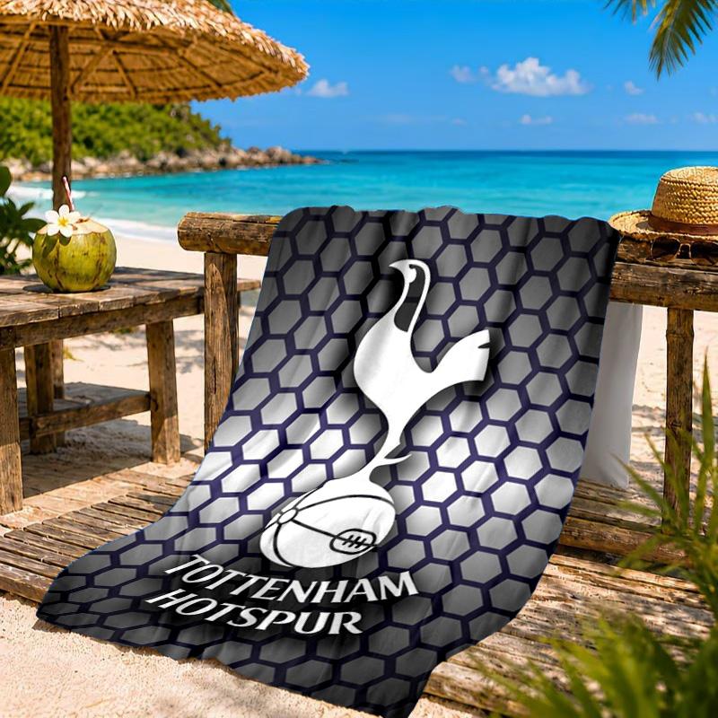 Tottenham Crest Design Printed Microfiber Beach Towel, Soft And Absorbent, Quick-Dry, Ideal for Summer Travel, Beach Essential, Swimming Pool