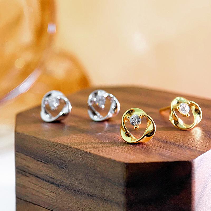 Модные серьги-кольца Möbius для женщин, легкие, роскошные, простые и высококачественные серьги нового стиля