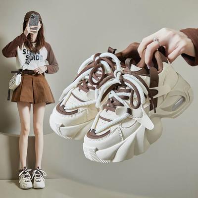 Модные женские кроссовки на массивной подошве для весны и осени, дышащие платформенные спортивные туфли для женщин, модная толстая подошва, вулканизированная обувь 2025