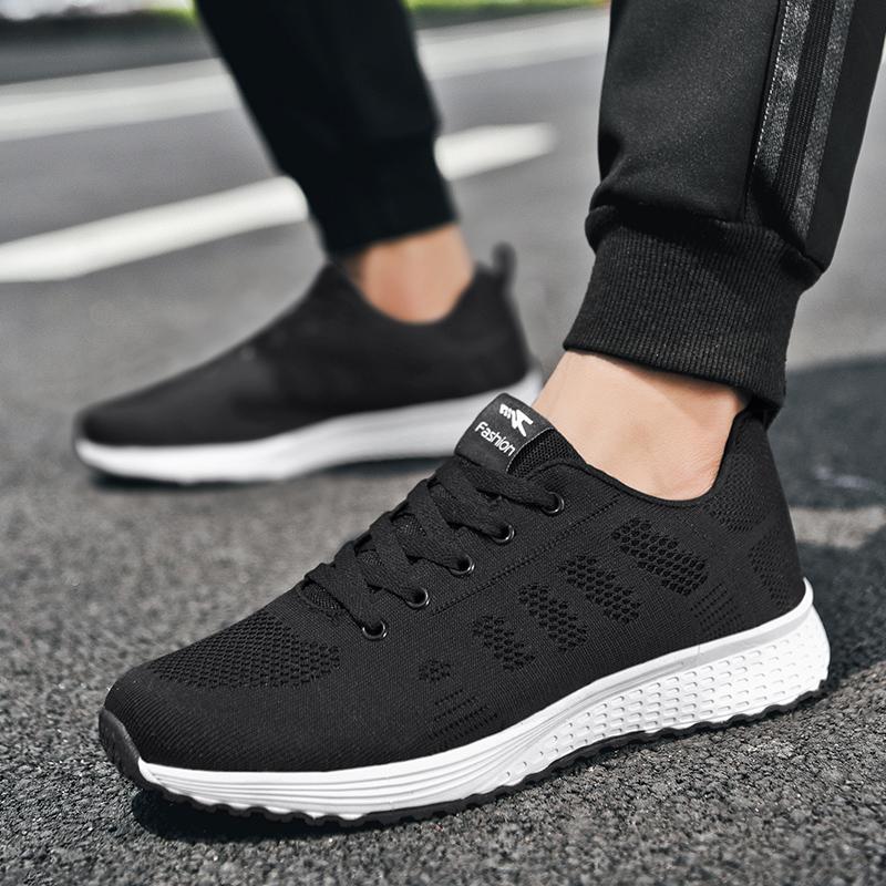 Модные новые мужские спортивные кроссовки большого размера, дышащие, из летящего трикотажа, удобные, спортивные, противоскользящие, износостойкие, повседневные кроссовки для пар