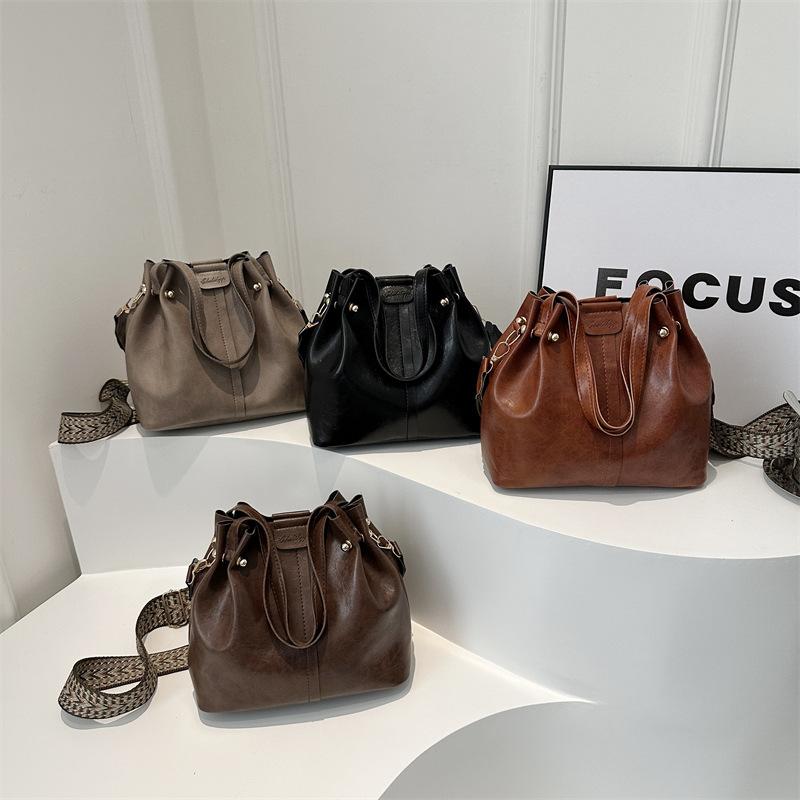 Ретро осенне-зимняя портативная сумка-ведро модная универсальная сумка-мессенджер из оленьей кожи с бархатом