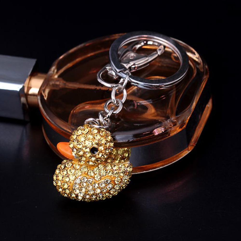 Классический брелок в виде желтой утки, подвеска для украшения сумки для девочки, изысканные подвесные аксессуары для автомобиля, небольшие подарки