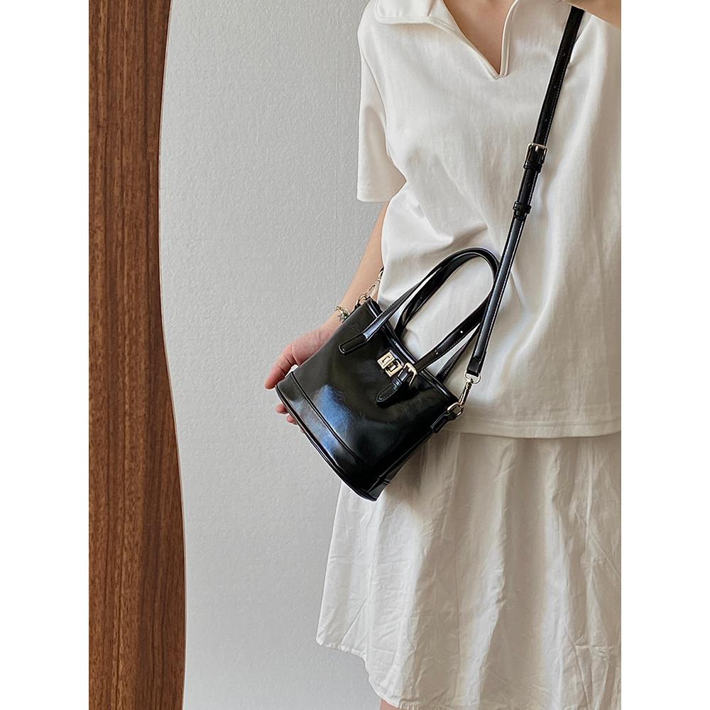 IELGY Ladies Messenger Bag Fashion Black Bucket Bag