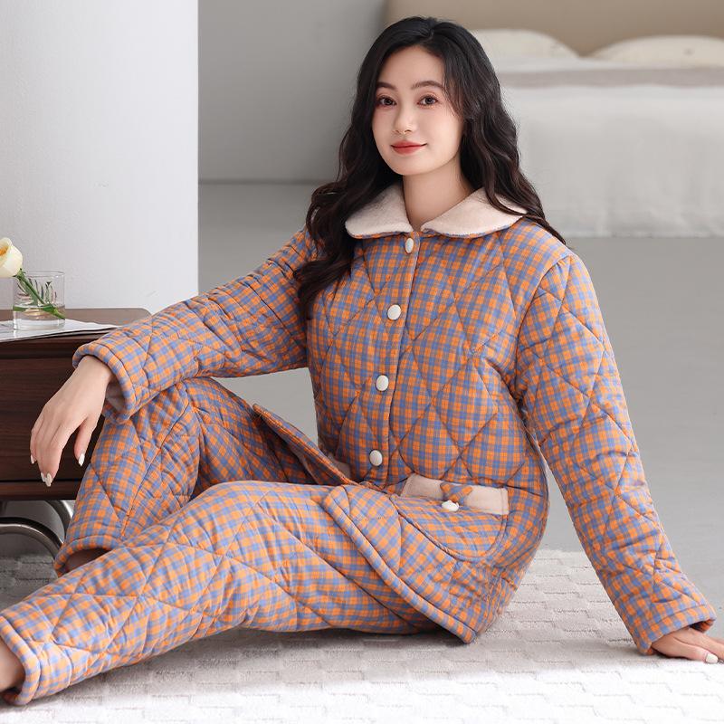 Пижама женская зимняя трехслойная утолщенная вельветовая тканая хлопковая с подкладкой осенне-зимние модели можно носить на улице теплый комплект для дома