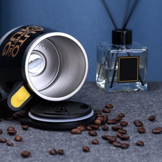 Магнитная кофейная кружка на 400 мл с автоматическим перемешиванием из АБС-пластика без BPA