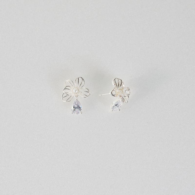 Les Bijoux Philosophy LB_Silver flower earring