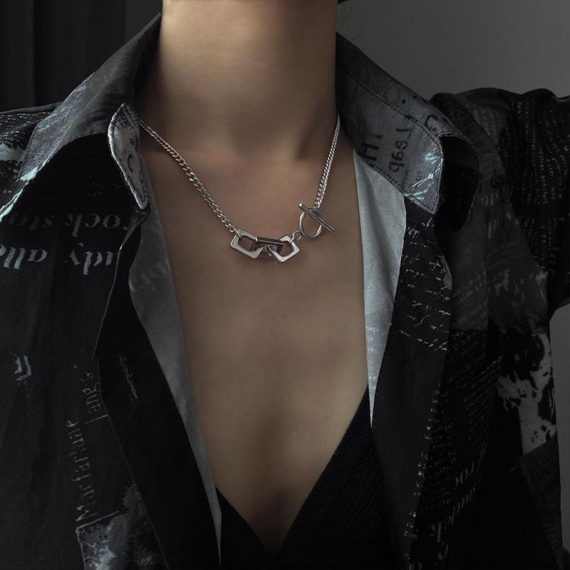 Унисекс Ожерелье-чокер из титановой стали с квадратной цепью - Холодный стиль с OT-застежкой