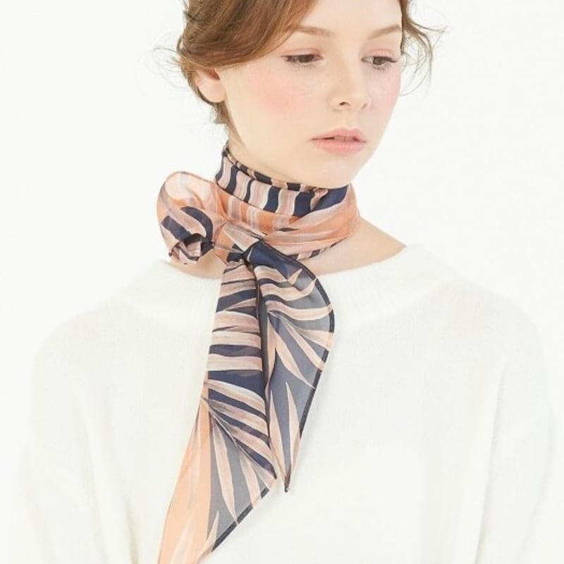 Святой Люксюр ОСТАВЛЯЕТ ДЛИННЫЙ ТВИЛЛИ C (Листья Двусторонняя саржа C)