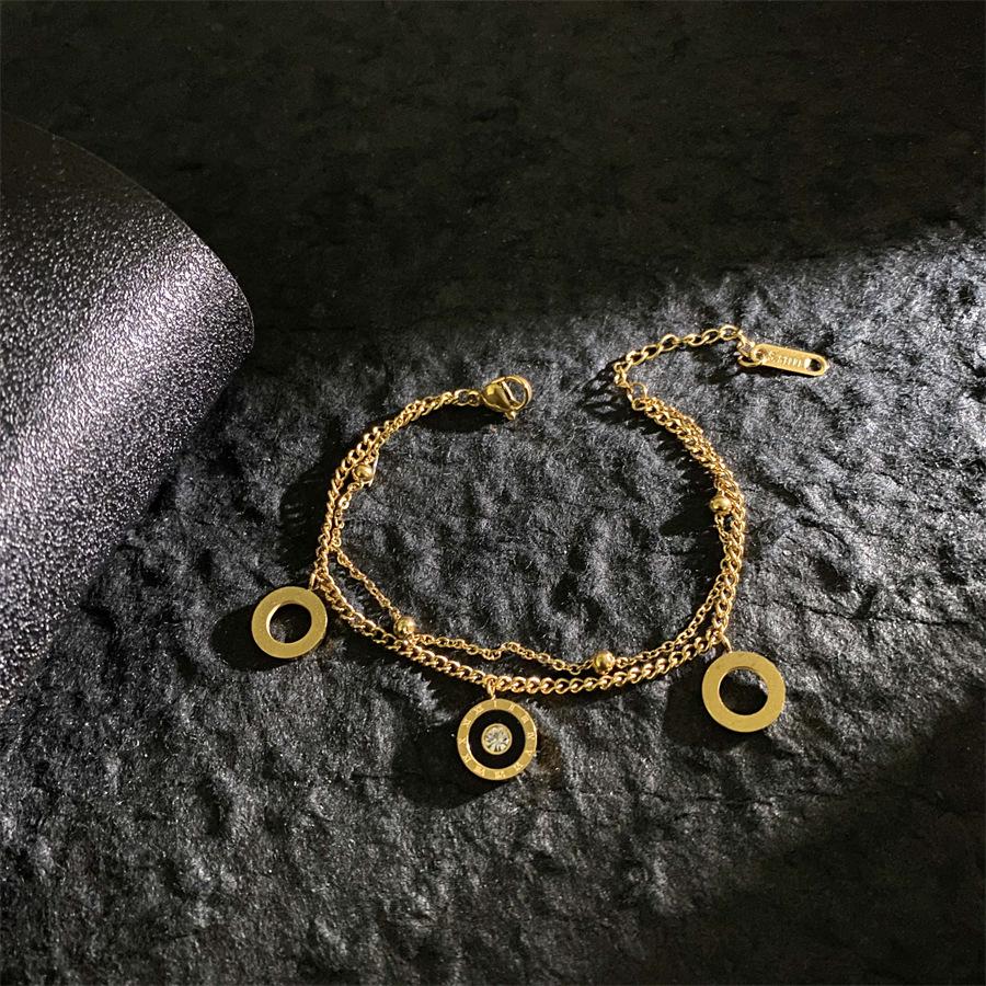 Двухслойный титановый браслет в европейском и американском хип-хоп стиле с римскими цифрами и подвеской в виде четырехлистного клевера