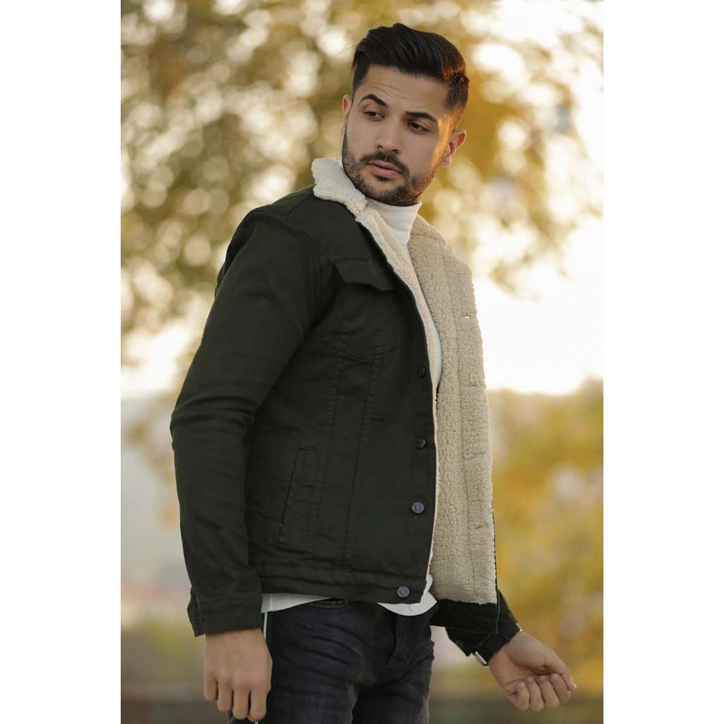 Мужская джинсовая куртка цвета хаки с мехом внутри