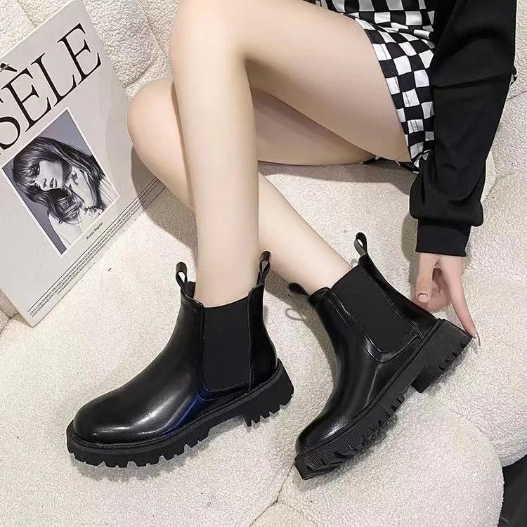 Winter New Women Boots Autumn Fashion Platform Chelsea Boots Women Slip-on Fur Short Chunky Heels Punk Gothic Warm Ankle Boots