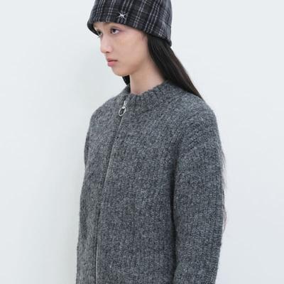 Шапка-бини YUNSE с вышивкой Hatch (Угольный чек)