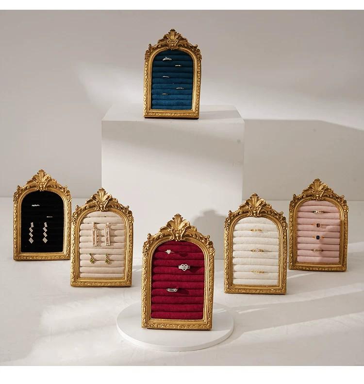 European Velvet Engraved Ring Holder Photo Frame - Retro Jewelry Display Stand & Light Luxury Desktop Decoration