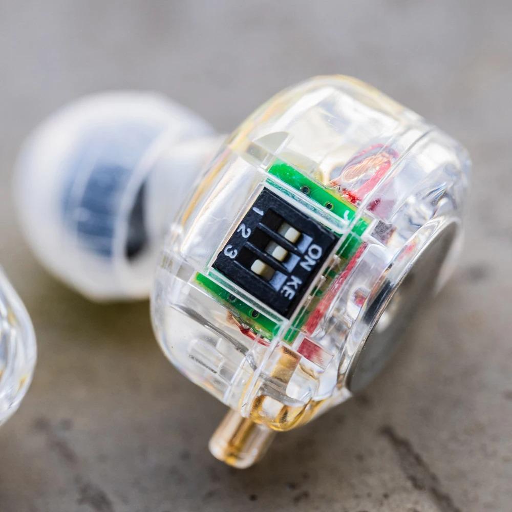 TRN Внутриканальные наушники MT1 MAX Двойной динамический драйвер с магнитом Проводные с переключателем настройки Шумоподавляющие HIFI-наушники Басовая гарнитура Ракушка ST7