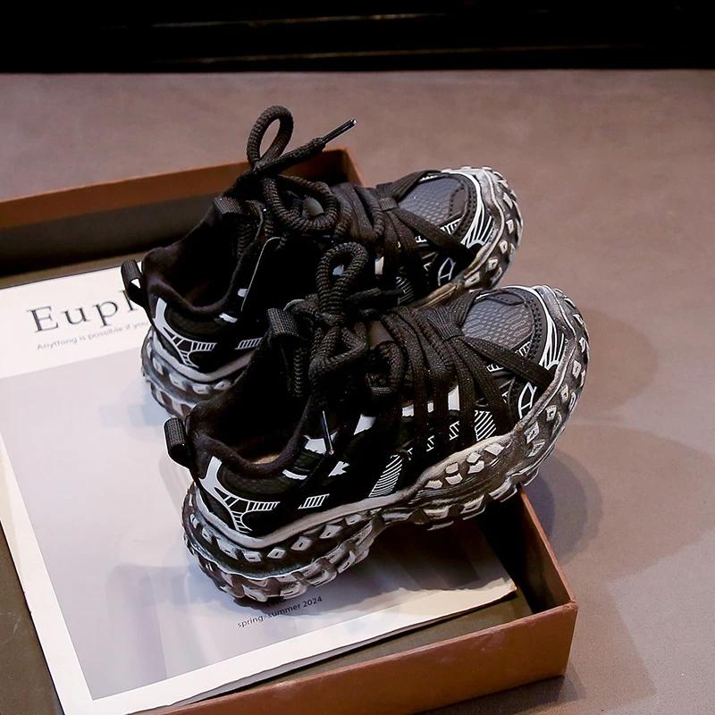 2024 Детские повседневные кроссовки для девочек и мальчиков, зимние, новые, модные, в корейском стиле, с мягкой подошвой, противоскользящие, универсальные, теплые туфли